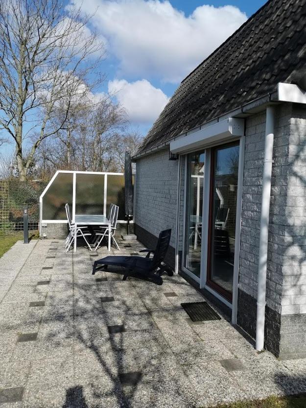 Huisje Aan De Kust Sint Maartensvlotbrug Exterior foto